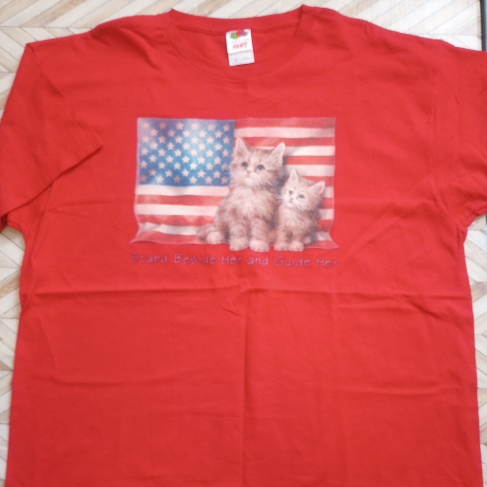 Patriotic XL red T-shirt